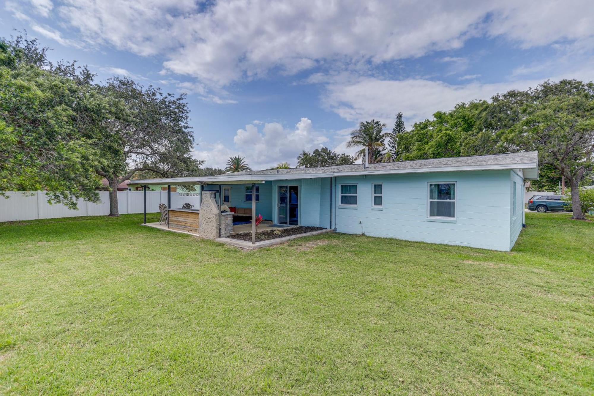 Pet-Friendly Cocoa Beach Home Walk To Beach! エクステリア 写真