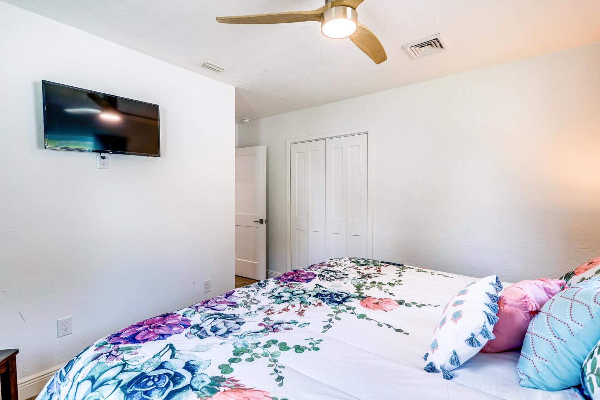 Pet-Friendly Cocoa Beach Home Walk To Beach! エクステリア 写真