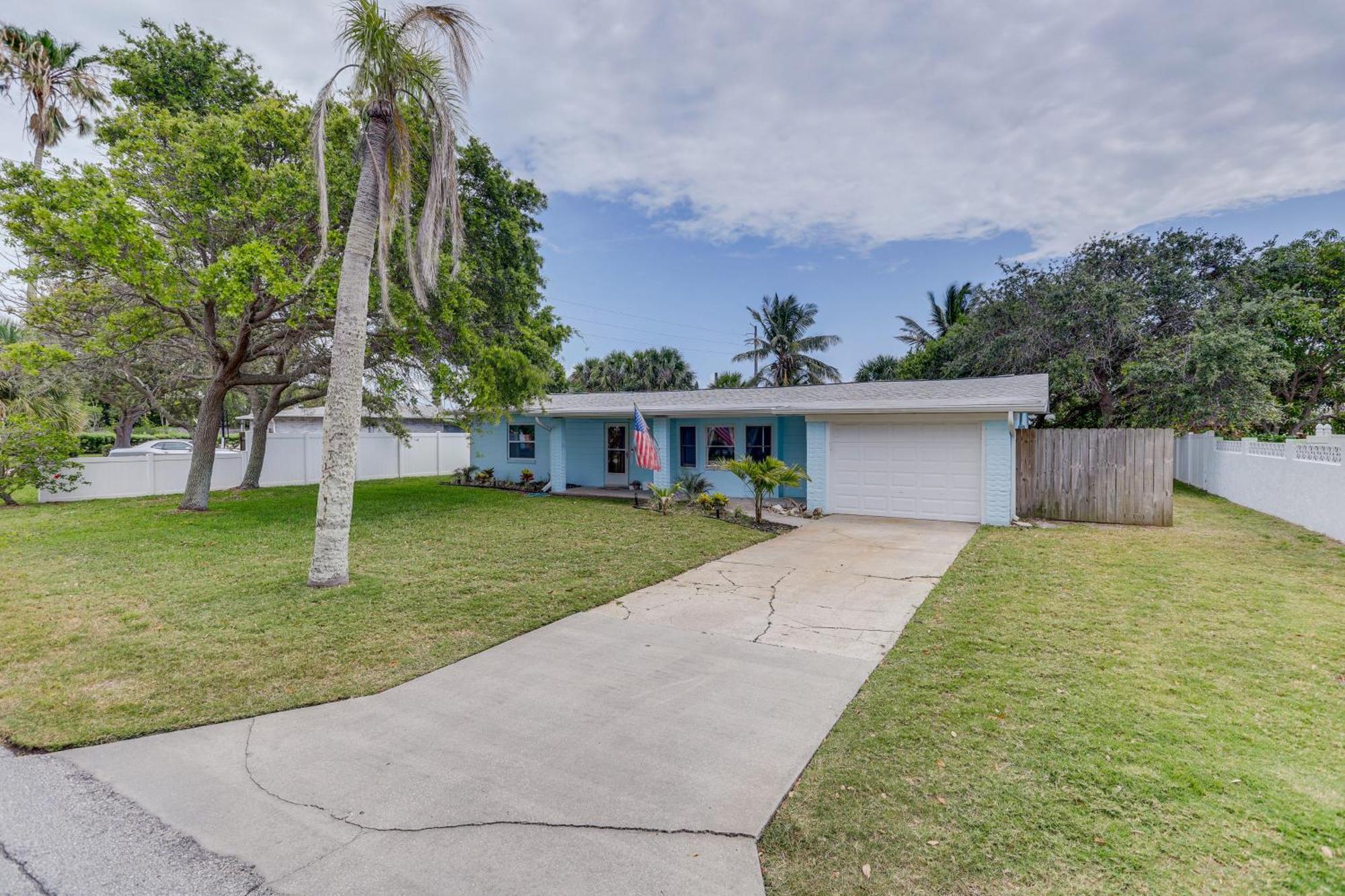 Pet-Friendly Cocoa Beach Home Walk To Beach! エクステリア 写真