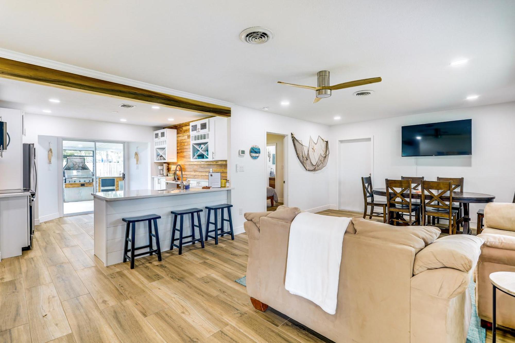 Pet-Friendly Cocoa Beach Home Walk To Beach! エクステリア 写真
